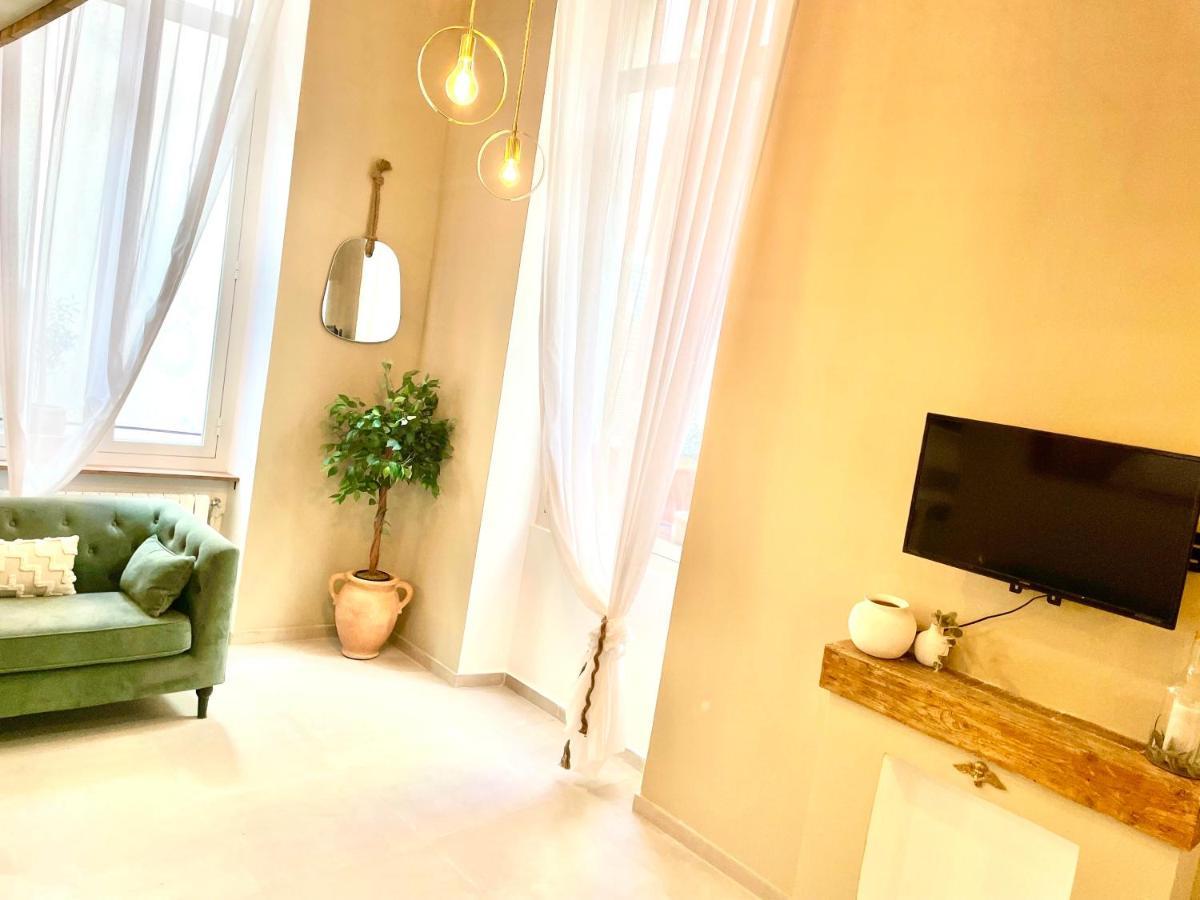 Spacious Loft, Duplex, Old Town, 3 Bedrooms - Easy Check-In Nice Luaran gambar