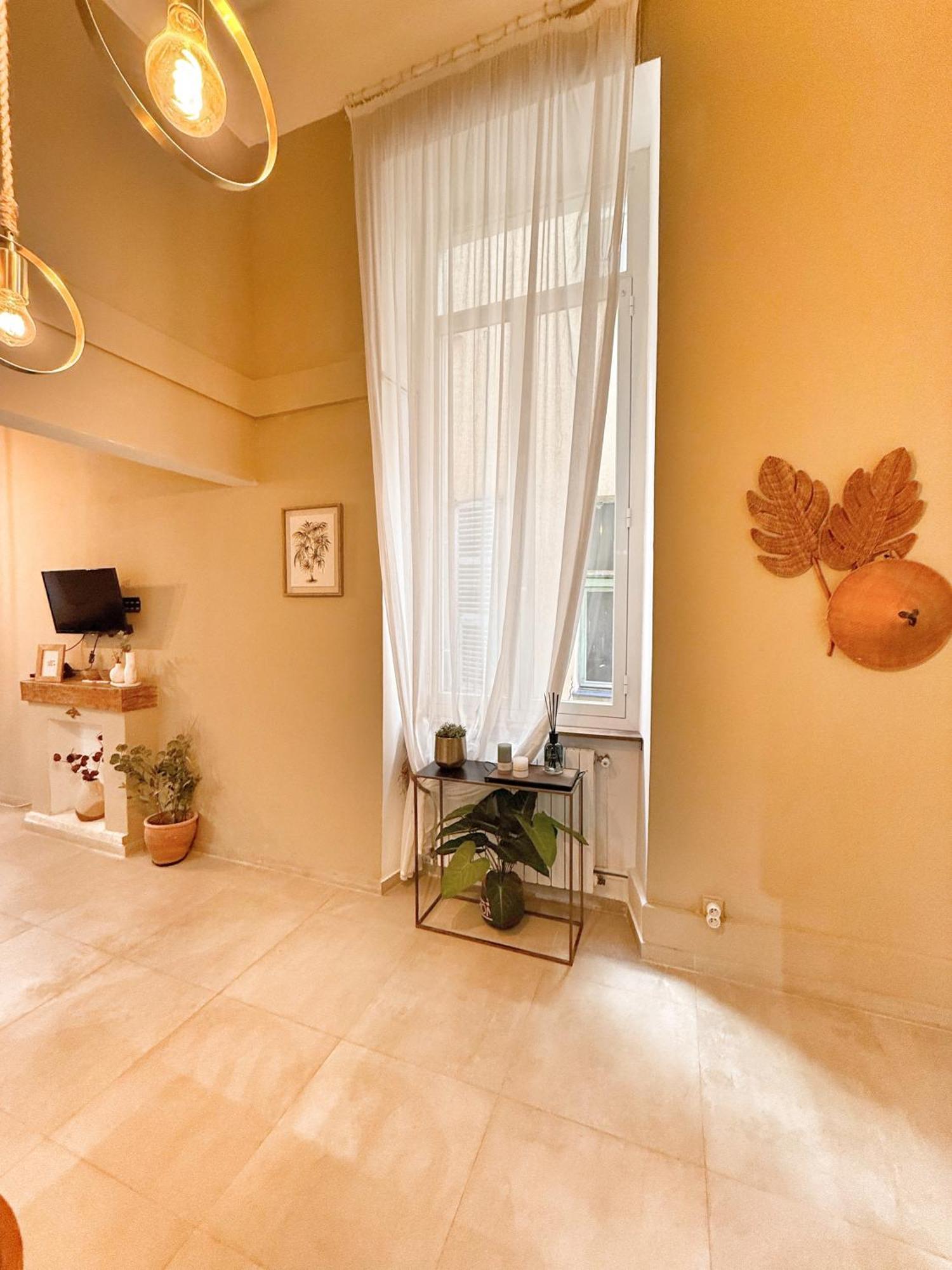 Spacious Loft, Duplex, Old Town, 3 Bedrooms - Easy Check-In Nice Luaran gambar
